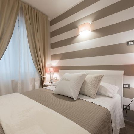 La Bonheur, Terre Marine Bed & Breakfast ลาสเปเซีย ภายนอก รูปภาพ