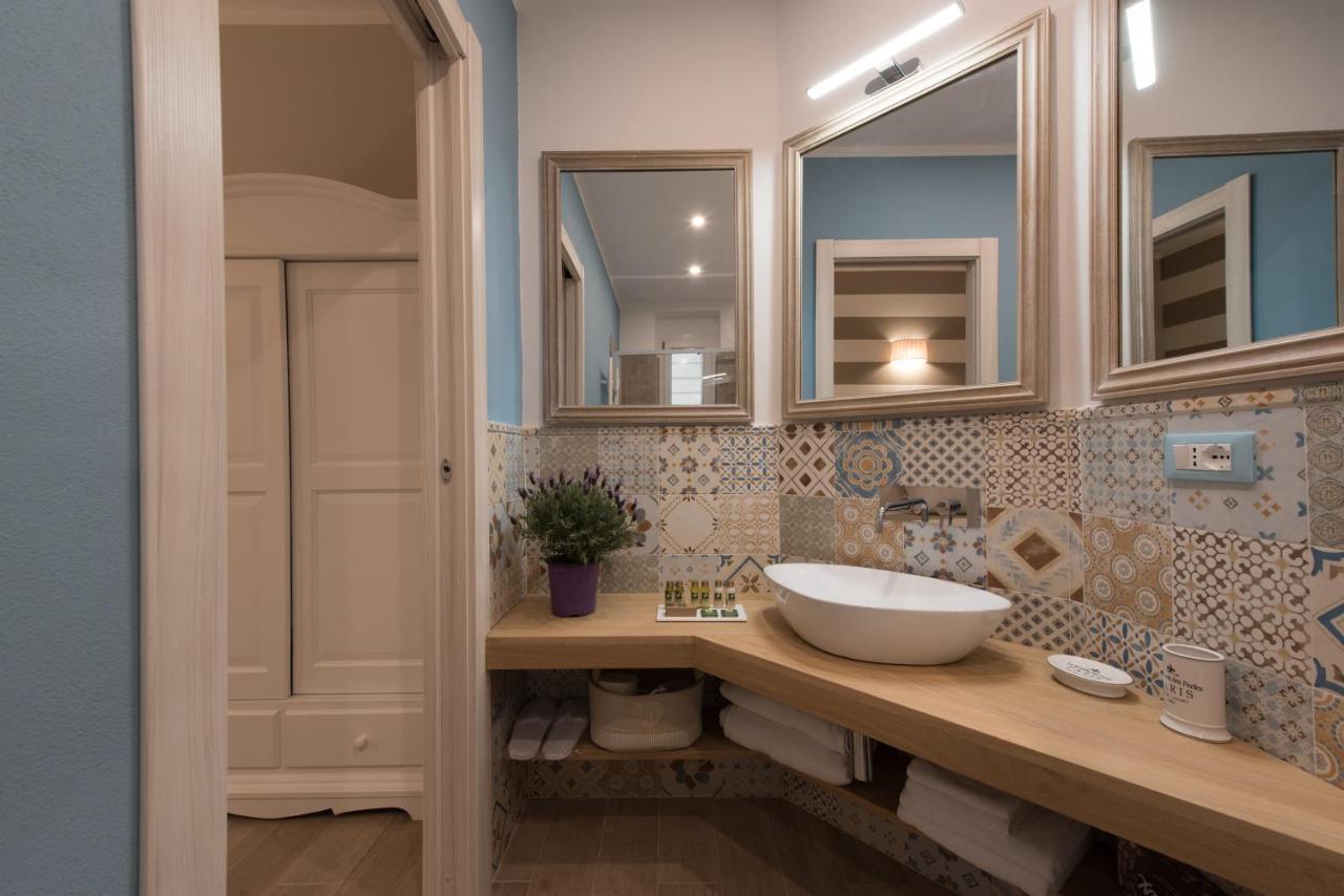 La Bonheur, Terre Marine Bed & Breakfast ลาสเปเซีย ภายนอก รูปภาพ